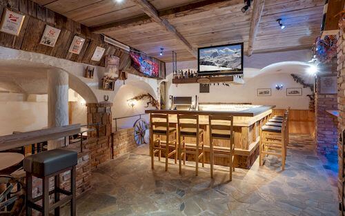 Alpi´s Tavern